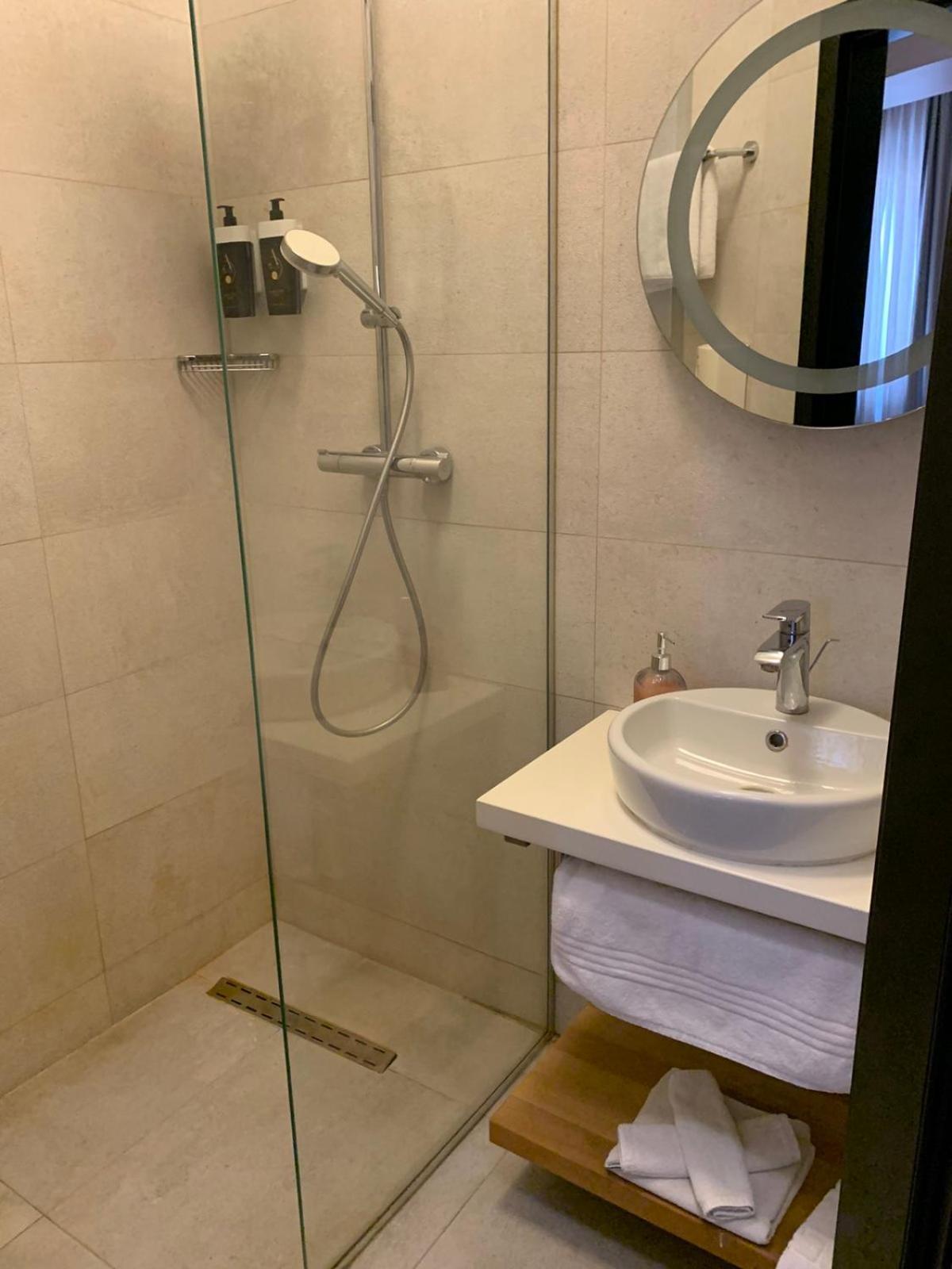 Hotel Balkan Centar ビイェリナ エクステリア 写真